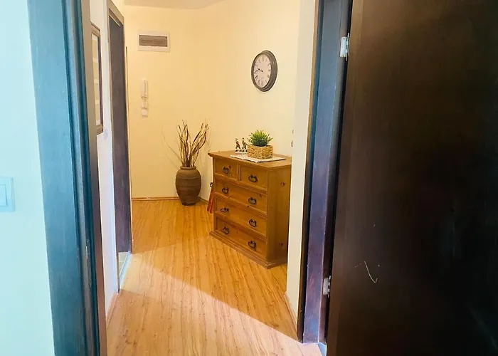 In Bansko, Very Close To The Gondola * 반스코